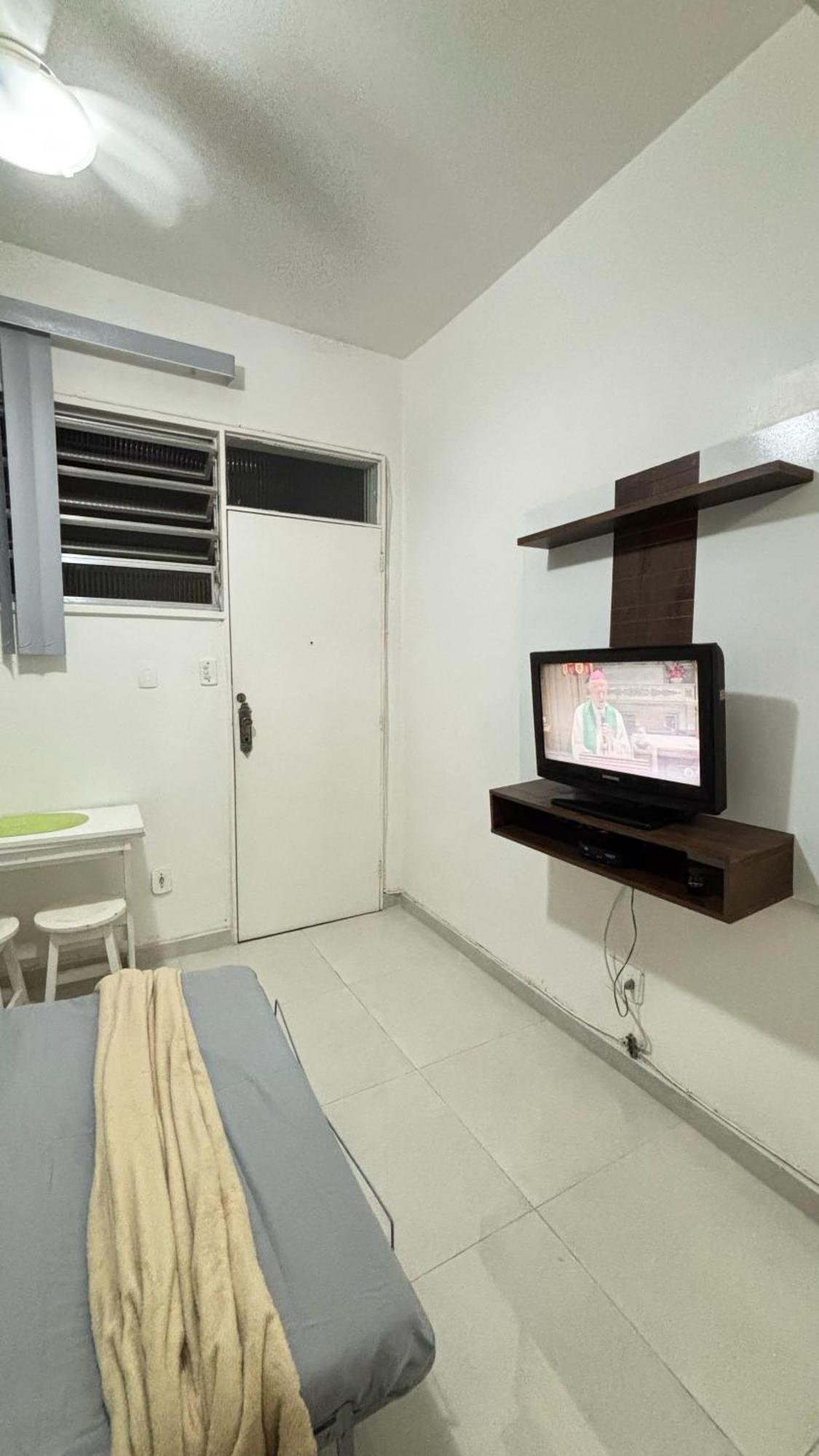 A 3 Minutos Da Av. Nsa. Sra.c 1145/908 Apartamento *